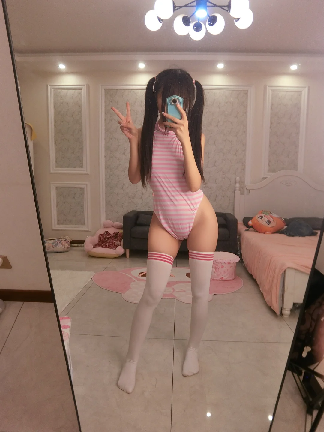 软妹摇摇乐摇摇乐yoyo_友達と一緒です140P_271MB tg@simisebaisi 【丝足阁】088.webp